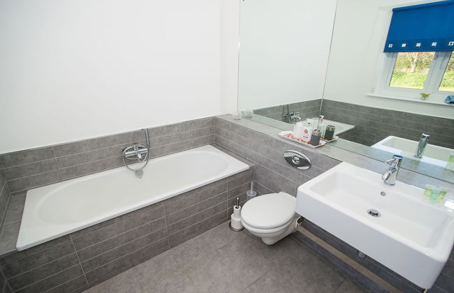 Stoneleigh Village - Photo 52