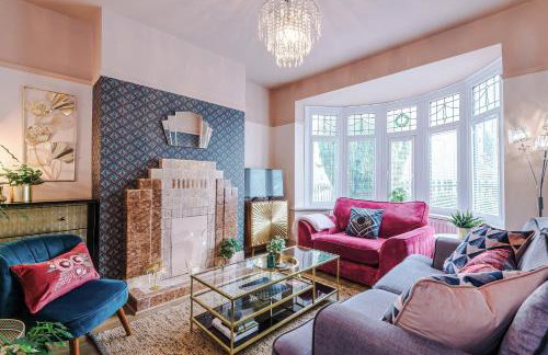 The Mayoress - Durham - Photo 1