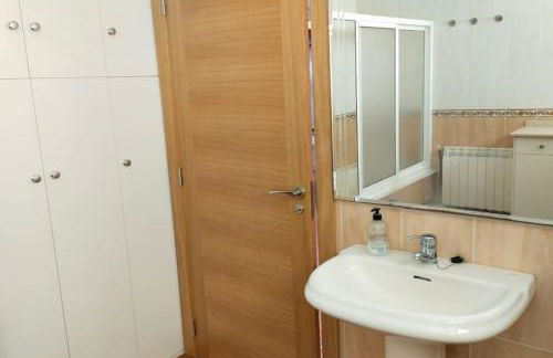 CASA AREALBA Casa con piscina muy cerca de las playas de San Xurxo y Doniños - Foto 24