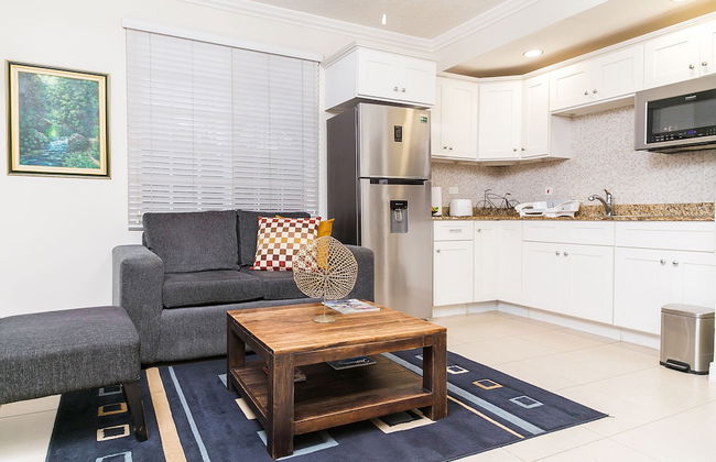 Botanic Bliss Living in Kingston - Photo 15