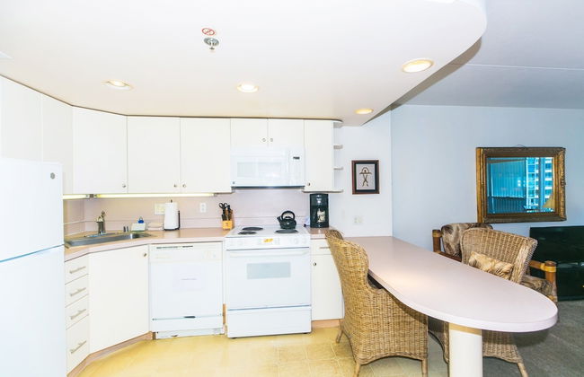 Spacious One Bedroom Harbor View Condos at Ilikai Marina With Private Balcony - Foto 54