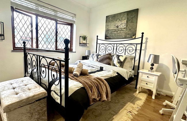 3 Bedroom Homely Retreat Near Slough - Foto 18