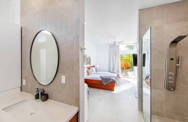 Oceanside Vacation Villa with Private Pool and Resort Amenities v10 - Foto 13