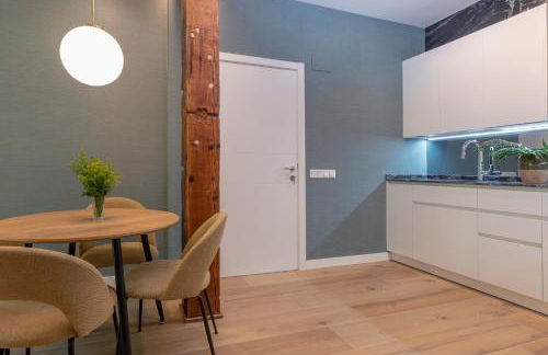 BIG 4 ROOMS in a Centric Home Parking Included - Foto 15