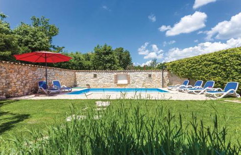 Three-Bedroom Holiday Home In Regulici - Photo 9