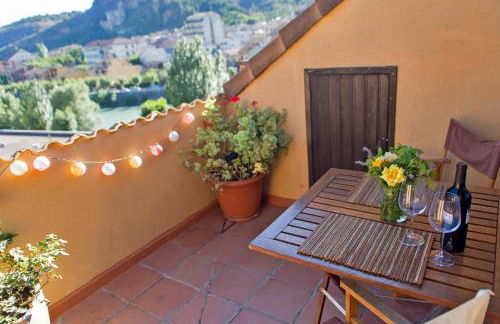 Ático con terraza en Graus-Pirineo de Huesca - Foto 6