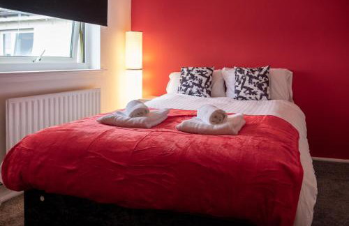 Stylish 2-Bedroom Apartment in Motherwell I Netflix, Pet Friendly & Train Access - Foto 5