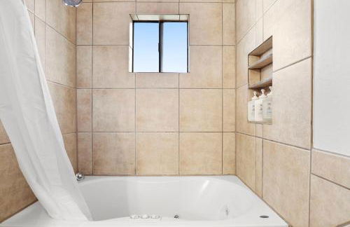 El Sueno Retreat - Pool and Spa Oasis - Foto 35