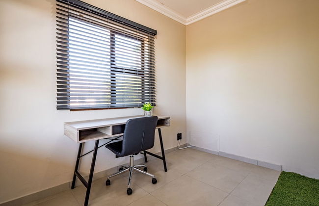 One on Chelsea - Photo 10