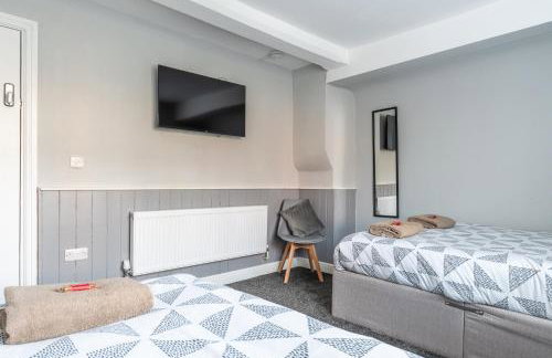 Airfield Manor - Photo 30