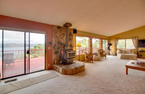 Spacious Kelseyville Home with Large Lakefront Deck! - Foto 4