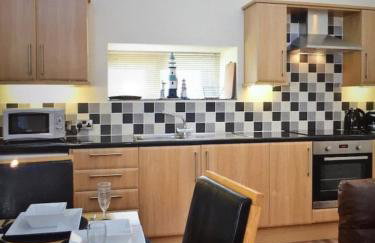 Coastal Bliss Charming Cottage near Borth beach - Foto 1