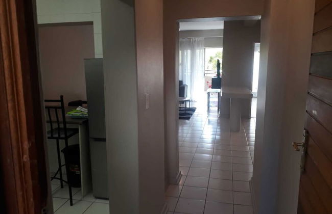 Central Sandton Apartment - Photo 23