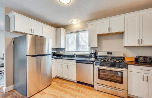 New Hampshire Abode with Mountain Views, Near Skiing - Foto 2