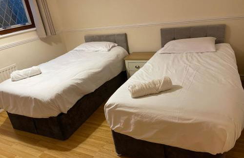 Super King Bed Suite, Executive office, fast WiFi, free parking - Foto 22