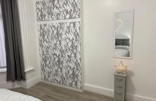 Coastal Retreat-NEW DAY PROPERTIES-next to beach - Foto 11