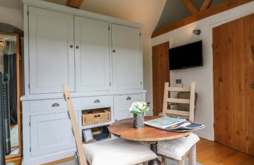 Little Barn - Photo 8