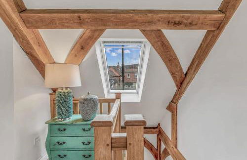 Hiron's Piece and Honeysuckle Cottage - with Hot Tub - Photo 19