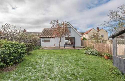 Chapel House, Alderton - Photo 8