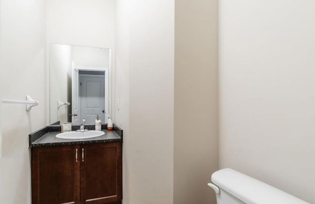 Luxury 3BR 2 5BA Townhome Private HOT TUB GYM BBQ Sauna - Foto 5