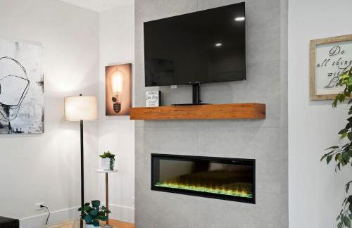 Comfy 3-BD Apt near United Center with Balcony - Foto 12