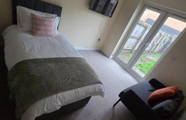 Spacious House | Perfect for Contractor Stays - Foto 4