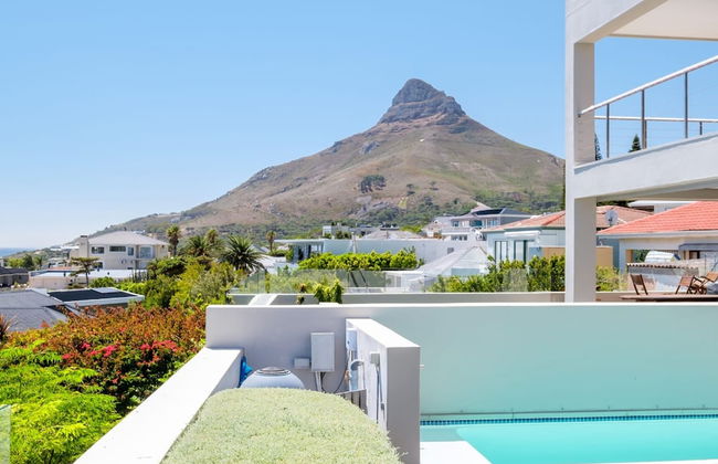 Seaside Elegance at Numa Villa - Foto 39