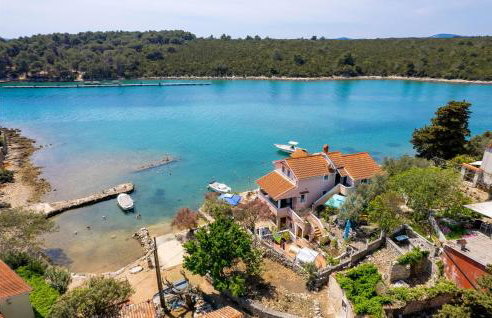 Beautiful Apartment In Punta Kriza - Foto 13