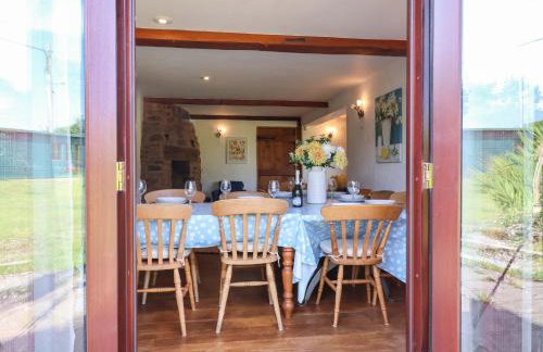 1 Eastdon Cottages - Photo 12