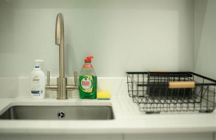 2 bed flat, sleeps 8, driveway, 5 Mins to Brixton - Foto 57