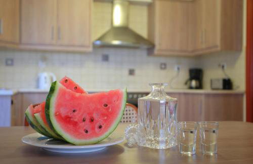 Irida beachfront Villa for 12 steps to amenities - Foto 13