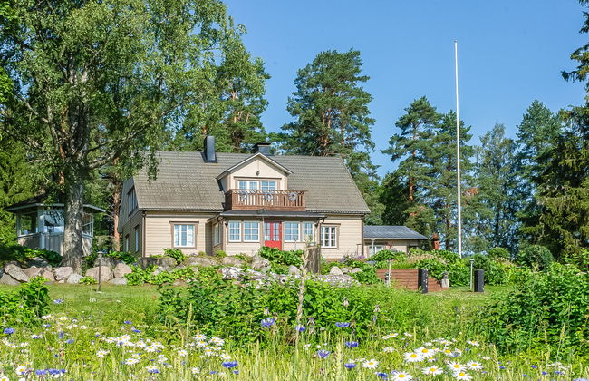 Päätalo, mökkilomat ja perhejuhlat - Foto 1