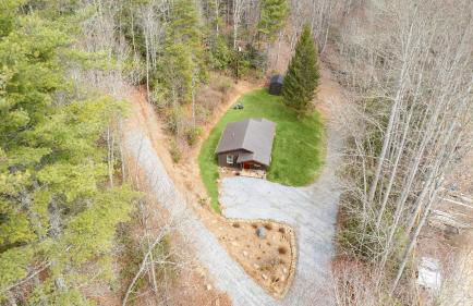 Bears Place by Avantstay Cozy Mountain Cabin in Brevard + Firepit - Foto 55