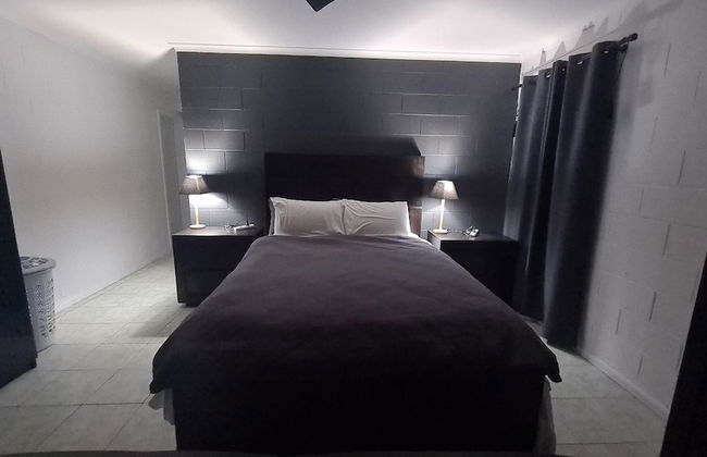 Emthree Seaside Apartments - Photo 3