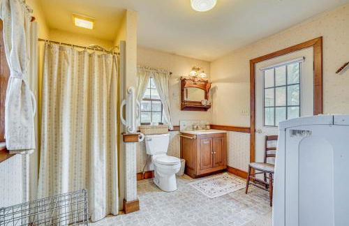 Rural and Historic Detour Escape with Horses On-Site! - Foto 24