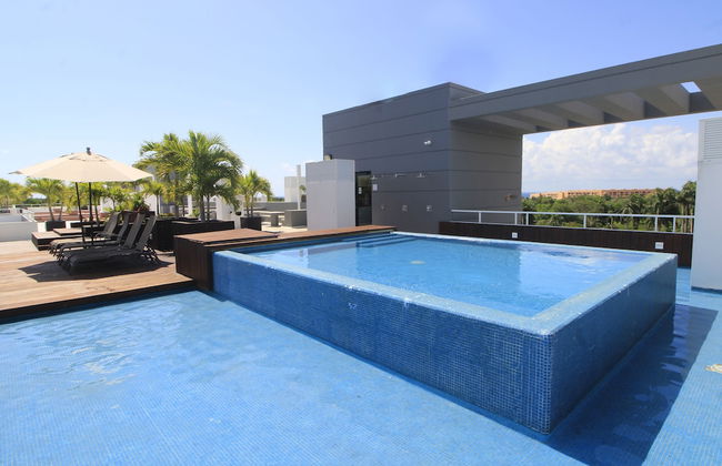 Nick Price Apartments by Spot Rentals - Photo 20