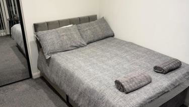 Newly constructed 3 bed town house next to the canal with Private Car Park - Foto 2