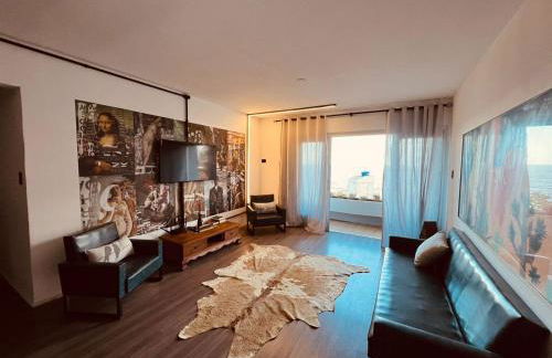 Apartamento VISTA MAR - LINDO - Foto 1