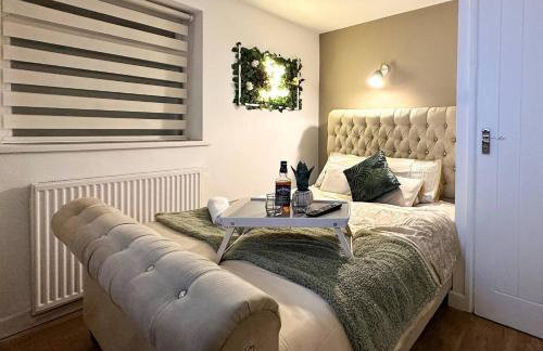 Fabulous Fiery Flat w body shower - Tylorstown - Foto 17