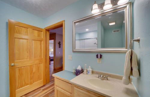 Boat Dock and Fire Pit Sunset Cove Lakefront Gem - Foto 14