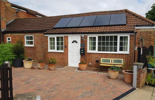 1 Bed Sleeps 2 Free Parking Pets Welcome - Foto 4