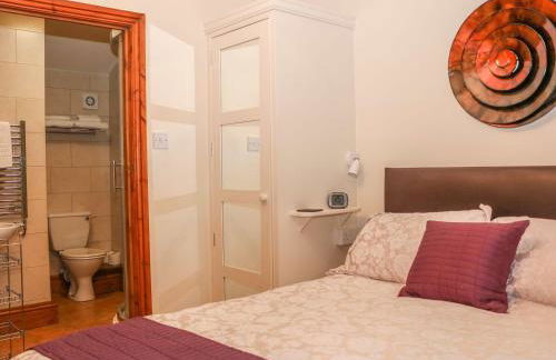 The Church Inn Cottage - Photo 8