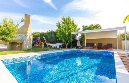 Villa Field Hill with Swimming Pool and Tennis Court - Foto 8