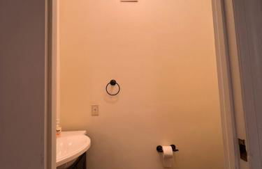 Beautiful River front home with private pool - Foto 47