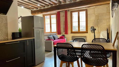 Appartements chez Delphine et Guillaume au coeur de Semur en Auxois - Foto 3