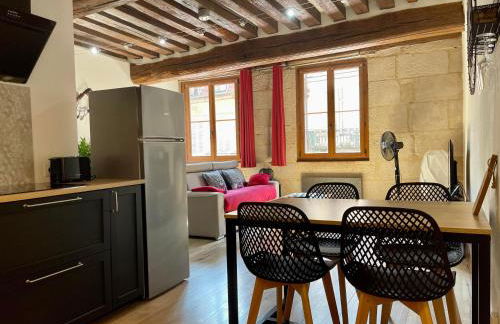 Appartements chez Delphine et Guillaume au coeur de Semur en Auxois - Foto 3