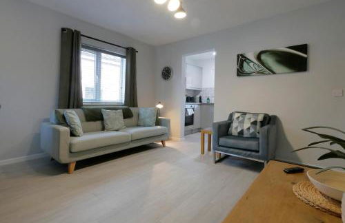 Crewe Short Lets 6 Victoria Court, Crewe - Photo 2