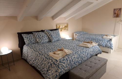 Luxury Panoramic Loft with heated pool near Catania, Taormina, the Sea and Mount Etna by SicilianRelaxingHomes - Foto 6