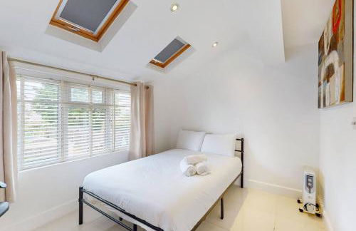 1 Bedroom, Near Alexandra Palace - London - Kings Cross - New Southgate Suite 1 - Foto 2