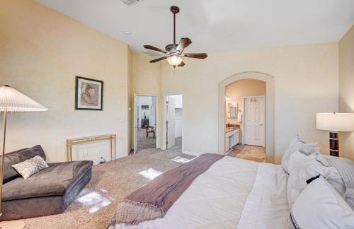 Luxury 6 BR Home Large Pool & Spa with Grassy Yard - Photo 33